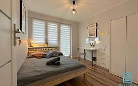 Vintage Room 10 Min To Old Town Gdansk,Pkp & Shopping Mall